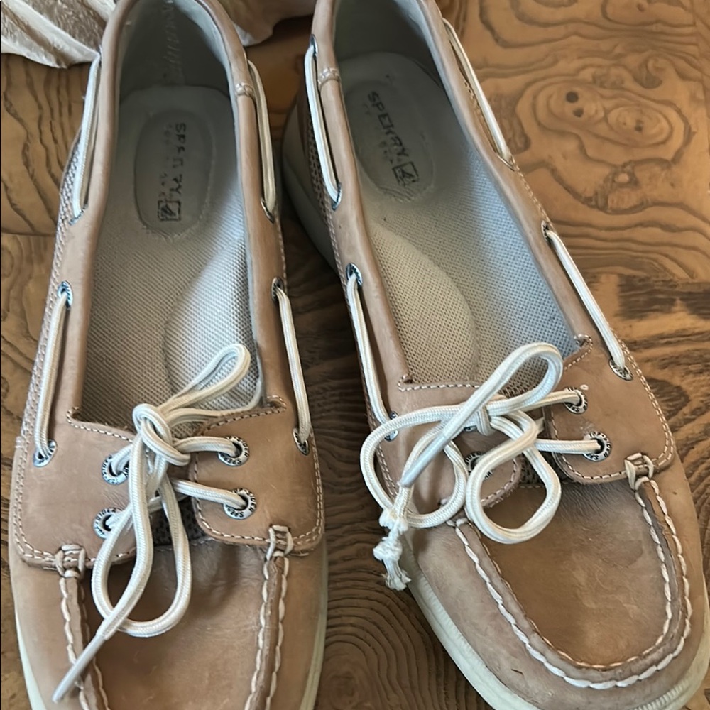 Sperry Women's Tan Boat Shoes